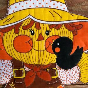 Vintage 70s Scarecrow Wall Hanging Retro Fall Halloween Fabric Décor 18” Kitsch